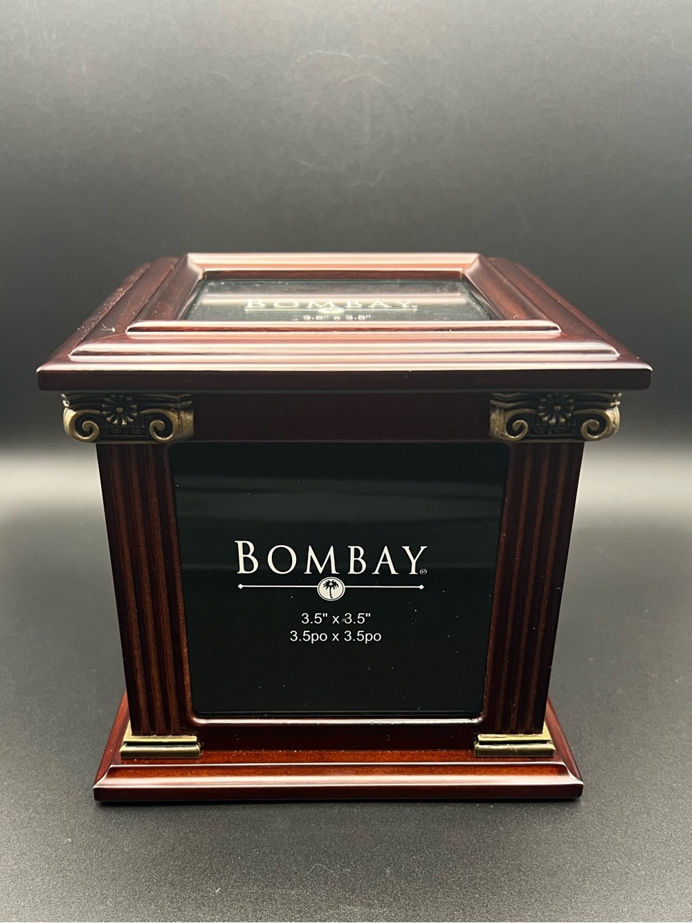 ✨VTG 2002 Bombay Company Mahogany Column Photo Cube & Keepsake Box
